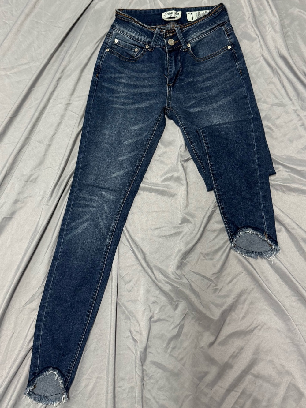 Indigo Rein Womens Juniors Skinny Jeans Blue Medium Wash Distressed Denim sz 1